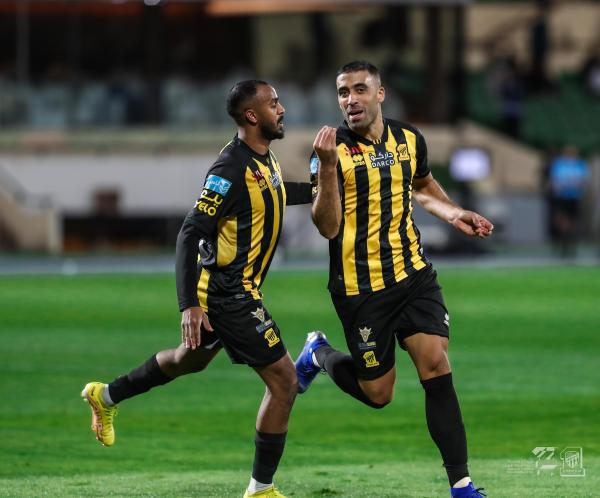 دوري روشن.. الاتحاد يسقط في فخ التعادل أمام ضمك