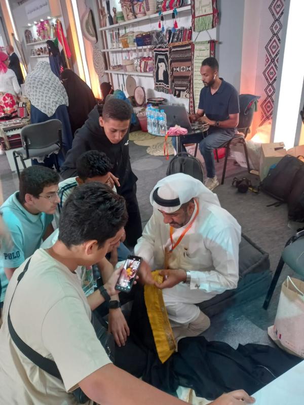 بالصور.. زوّار بمعرض «تراثنا» المصري يشيدون بالحرف اليدوية السعودية