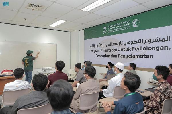 في إندونيسيا.. مركز الملك سلمان يختتم المشروع التدريبي التطوعي