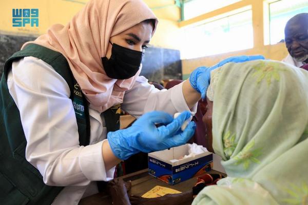 118 جراحة عيون للمرضى بتشاد