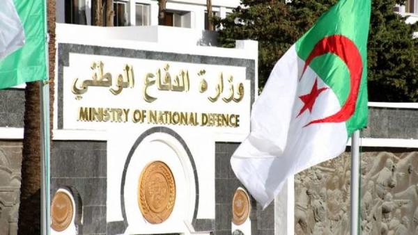 الجزائر توقف 674 مهربًا ومهاجرًا خلال أسبوع