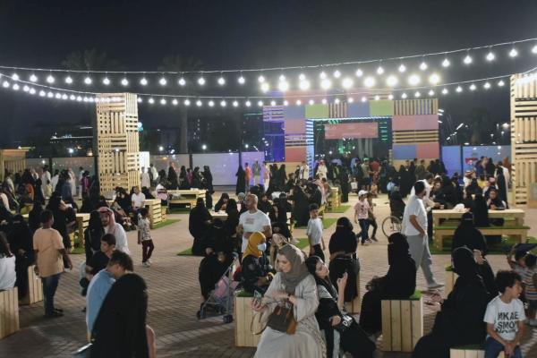 10 آلاف زائر في أول أيام «سوق المزارعين - الرمان»