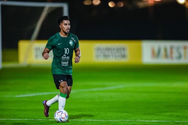 عودة سالم الدوسري وعبدالله مادو تنعش المنتخب السعودي
