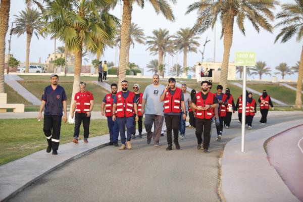 120 متطوعا في «المشي بأكتوبر الوردي»