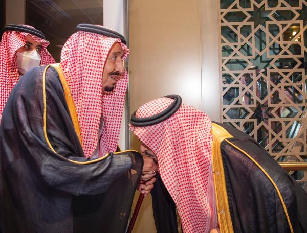 عاجل | خادم الحرمين يصل إلى الرياض قادما من جدة