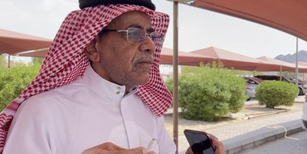 كلية السلام بـ «طيبة».. ازدحام المركبات ونقص أماكن الاستراحة يرهقان أولياء الأمور