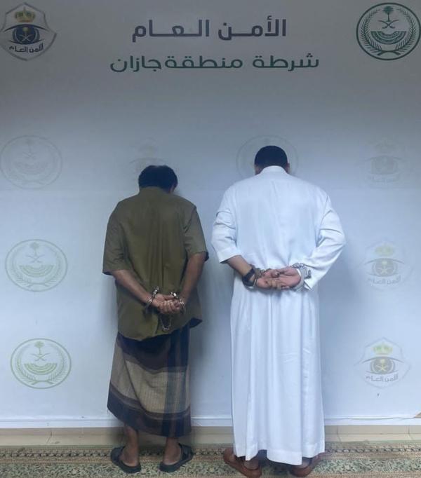 ضبط مواطن ومقيم لإيوائهما 24 مخالفا