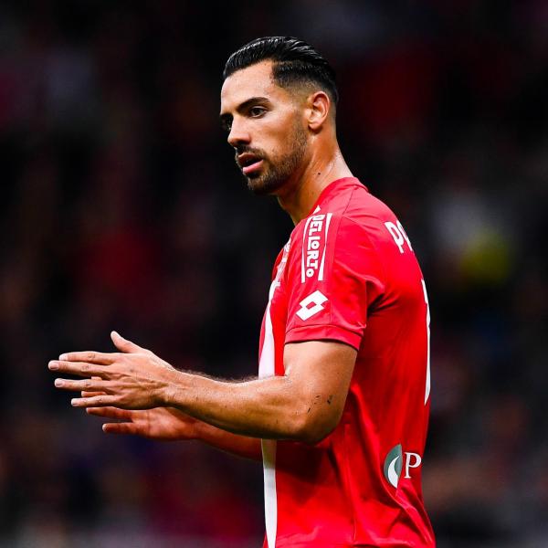 ماري يغيب عن الملاعب شهرين