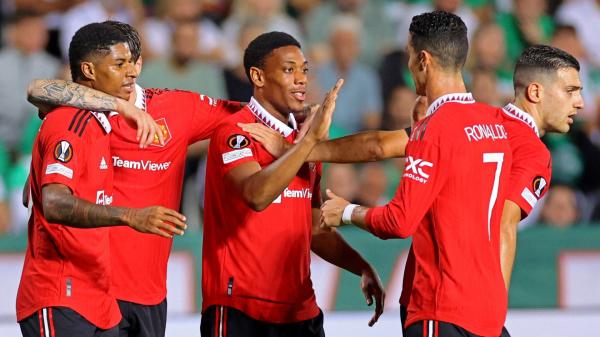 موعد مباريات الدوري الإنجليزي اليوم