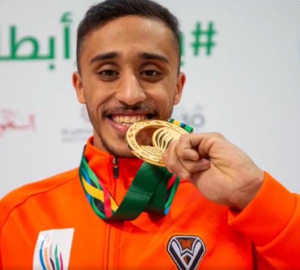 علي حسين .. كاتب فصول التاريخ..!!