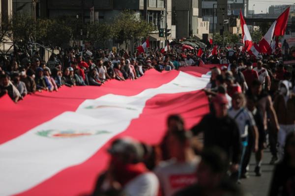 مظاهرات مطالبة باستقالة رئيس البيرو كاستيو