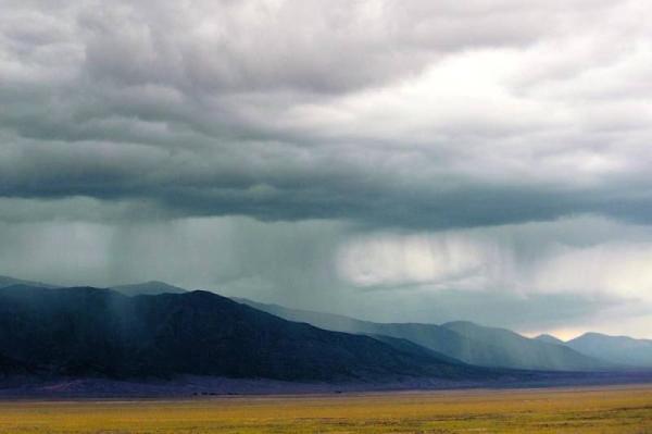 نهاية الأسبوع.. غيوم جزئية وأمطار متفرقة على الشرقية
