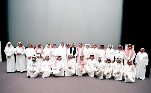 الأستاذ عبد الله الخالد مع نخبة من رجالات الفكر والعلاقات العامة والإعلام في ندوة بمركز الملك عبد العزيز الثقافي العالمي - إثراء