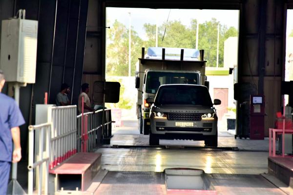 «المواصفات».. تُعقد اجتياز المركبات للفحص الدوري