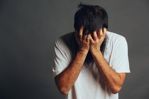 الرجال أكثر عرضة للاكتئاب المبتسم - مشاع إبداعي