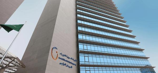 50 طالبا في الدورة السابعة ببرنامج 'لنفكر فنبتكر'