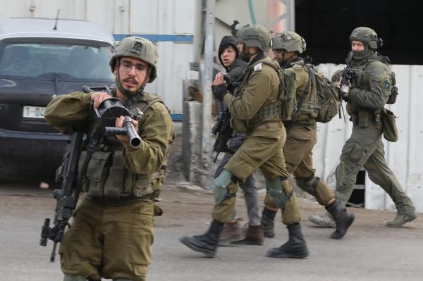 استشهاد طفل فلسطيني خلال اقتحام الاحتلال لمدينة نابلس