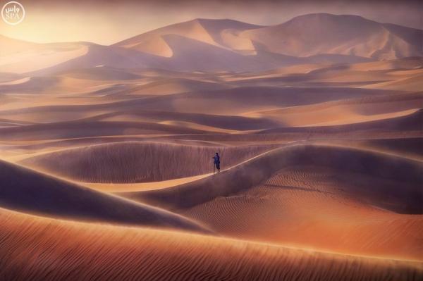 صحراء الربع الخالي تتميز بالكثبان الرملية المتحركة - واس