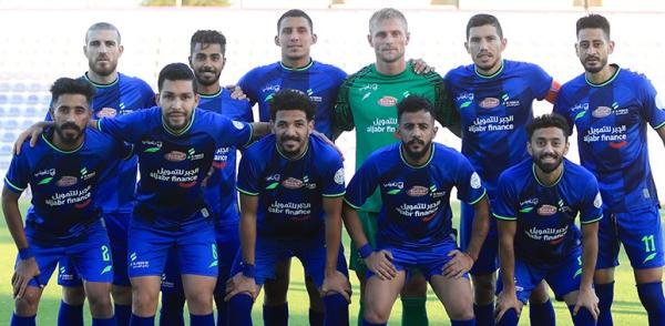 استعدادًا لمواجهة النصر.. بعثة فريق الفتح تنتقل إلى أبوظبي