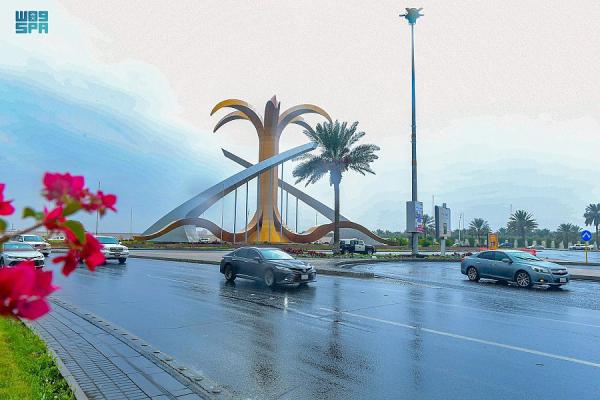 أمطار على تبوك تستمر حتى الغد