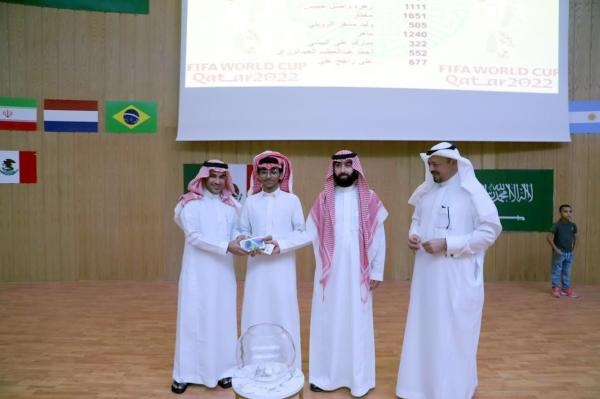 7600 مشجع للمنتخب السعودي برأس تنورة