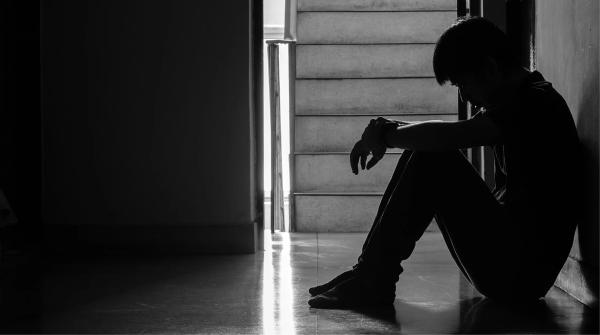 قصور الغدة الدرقية قد تؤدي لمشاكل نفسية - مشاع إبداعي