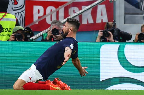 صور مباراة فرنسا وبولندا في كأس العالم 2022
