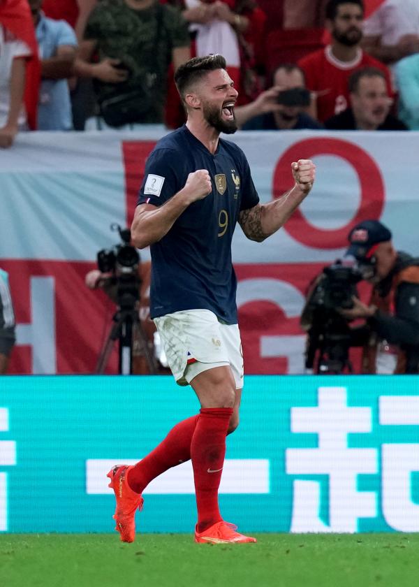 صور مباراة فرنسا وبولندا في كأس العالم 2022