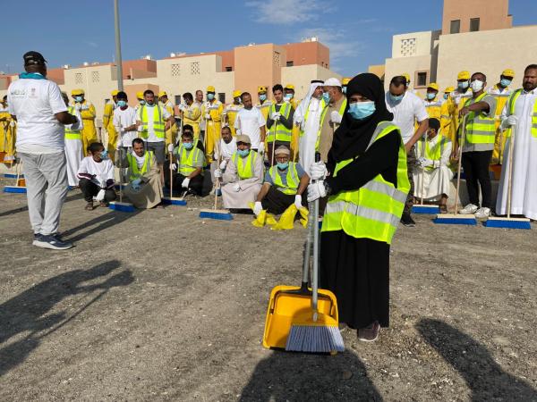 90 متطوعًا شاركوا في في مبادرة 