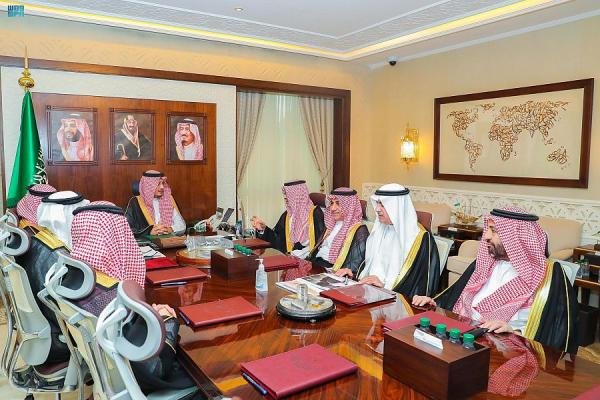 نائب أمير الشرقية يستقبل رئيس مجلس نادي الفروسية بالدمام