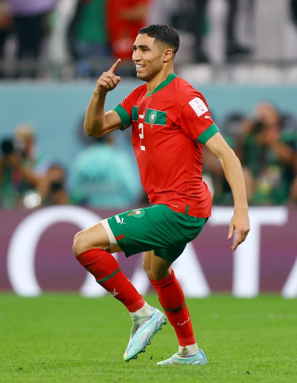 حكيمي ..الأسد الجائع