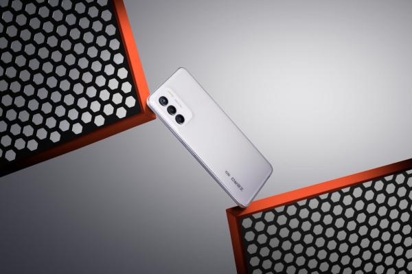 Infinix تطلق هاتفها الجديد ZERO 5G 2023 .. اعرف مواصفاته