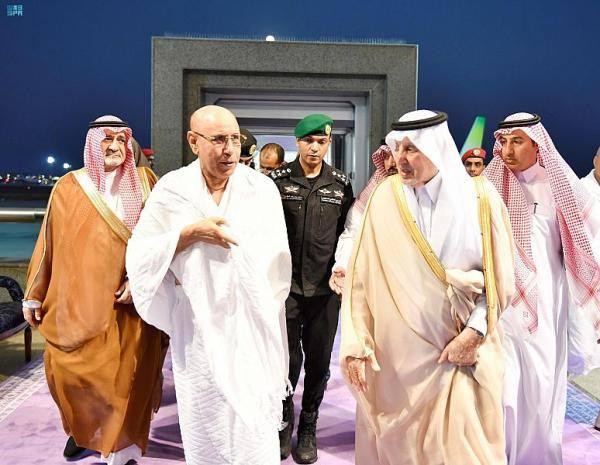الرئيس الموريتاني يغادر جدة إلى المدينة المنورة