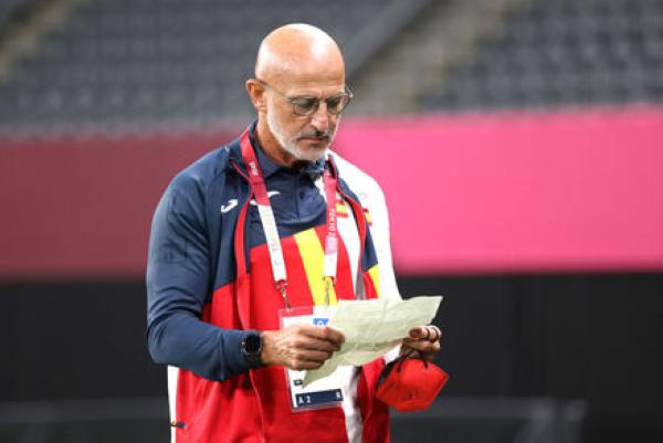 'لا فوينتي' مدرب إسبانيا الجديد.. صاحب فضية الأوليمبياد وبطل أوروبا للشباب