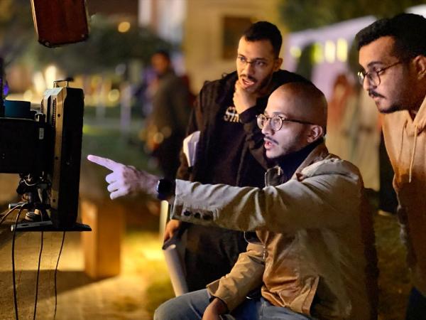 المخرج جبريل محمد خلال العمل على فيلم اعذريني - اليوم