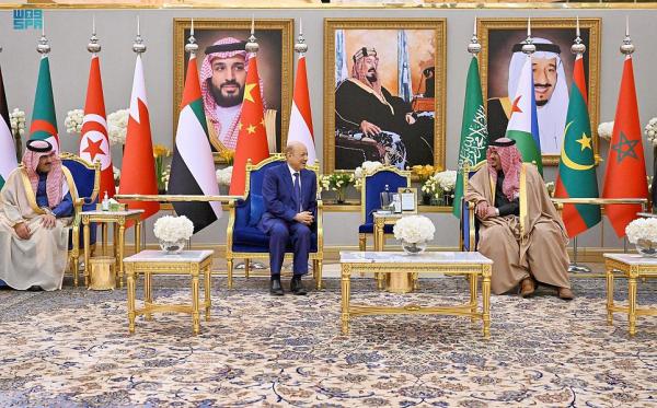 رئيس مجلس القيادة الرئاسي اليمني يصل الرياض