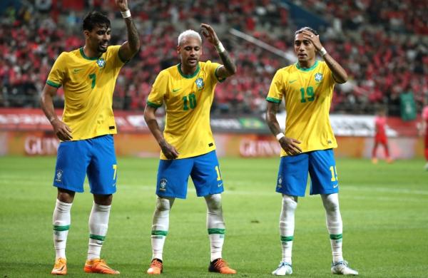 سوبر كلاسيكو مرتقب.. ما هي توقعات ربع نهائي كأس العالم 2022؟