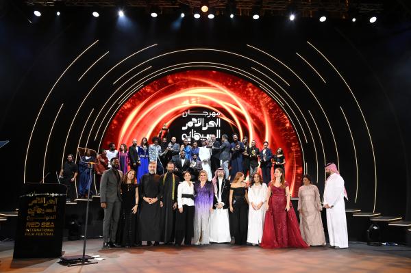 تكريم الفائزين في النسخة الثانية من مهرجان البحر الأحمر السينمائي الدولي - اليوم