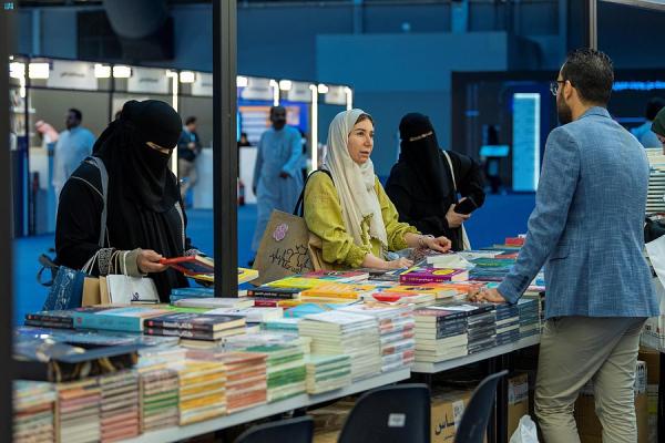 معرض جدة للكتاب.. سمير عطا الله وحازم صاغية يناقشان 'ما لم تقله المقالة'