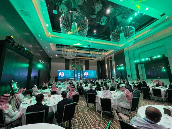 الذكاء الاصطناعي يلعب دورا حاسما في التحول الرقمي بالسعودية