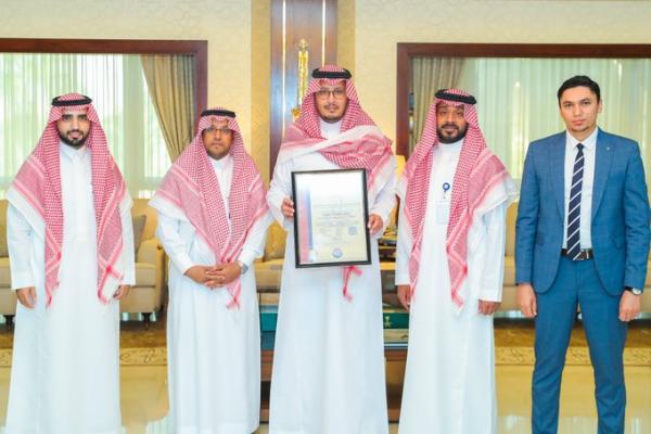 بعد حصوله على 'ISO'.. نائب أمير المنطقة الشرقية يستقبل مجلس شباب المنطقة