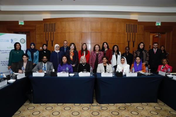الجامعة العربية: يجب تفعيل دور المرأة في الوساطة والأمن والسلام