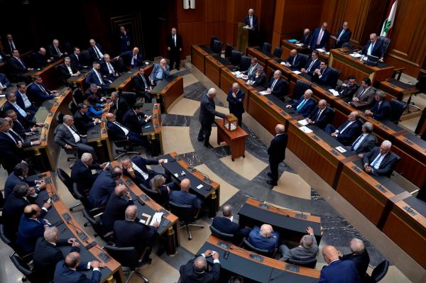 جلسة انتخابية عاشرة «فاشلة».. ولبنان بـ«لا رئيس»