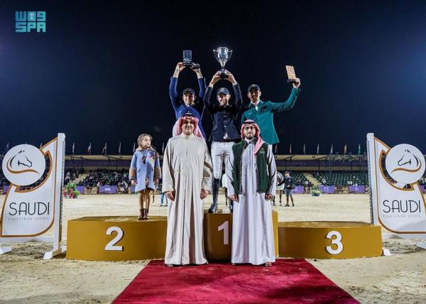 بندر بن خالد يتوج بيرترام بكأس 'قفز السعودية'