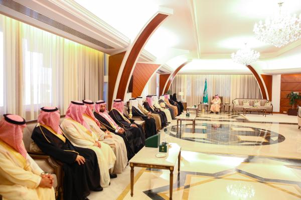 أمير الشرقية يستقبل وفد مجلس الشورى