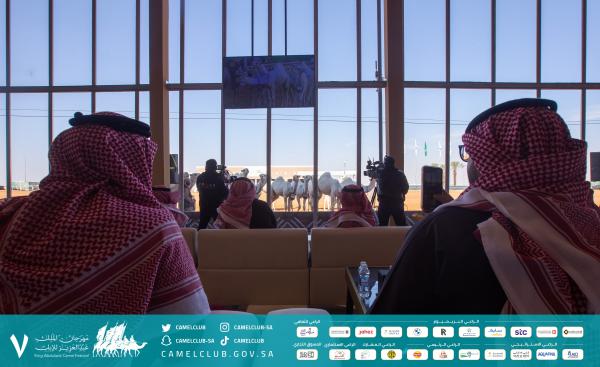 خيمة القطين تستقطب زوار مهرجان الملك عبد العزيز للإبل