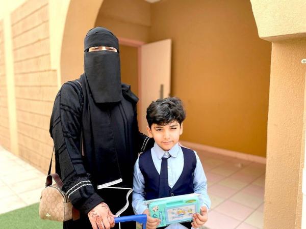 نظام نور هدفه الرئيسي ربط الطلبة وأولياء الأمور بالتكنولوجيا الحديثة - وزارة التعليم