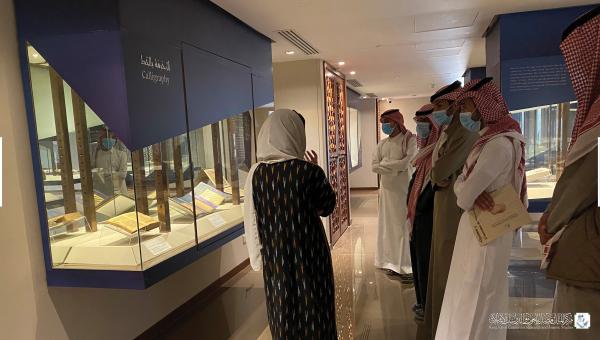 طلاب كلية السياحة والآثار بجامعة الملك سعود للبرنامج التدريبي- تويتر مركز الملك فيصل للبحوث والدراسات الإسلامية