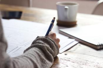راقب سلوكك.. 5 نصائح للتعامل مع الأطفال في أثناء تعليق الدراسة