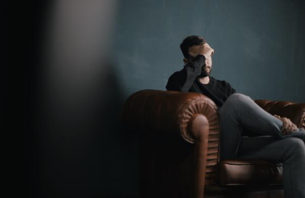 لا تترك الخوف يسيطر عليك ويقلل من ثقتك بنفسك - مشاع إبداعي